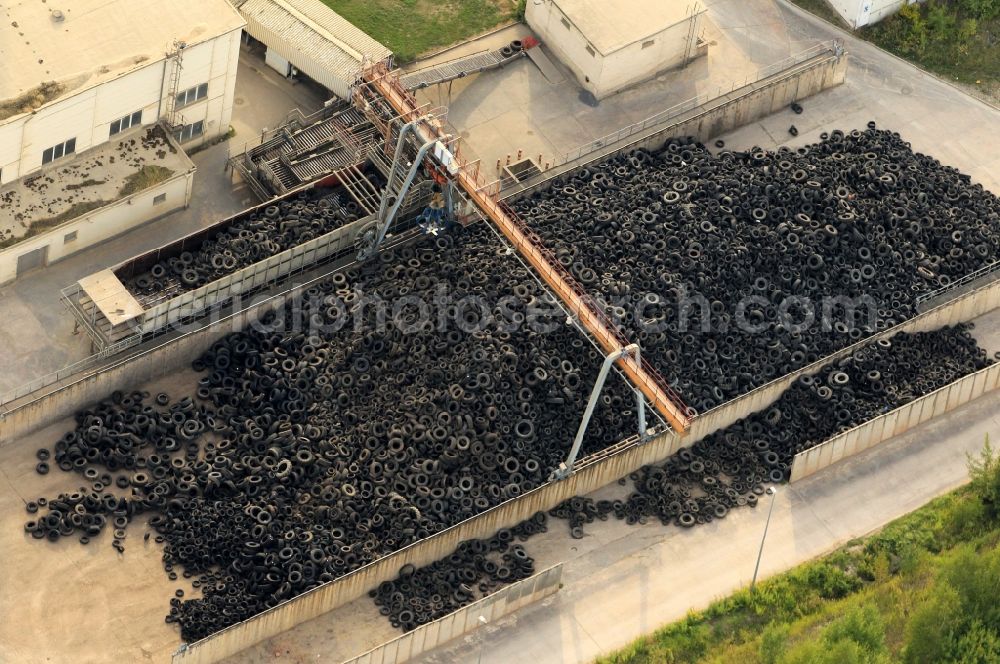 Deuna from the bird's eye view: Area of the copmany Deuna Zement GmbH in Deuna in Thuringia