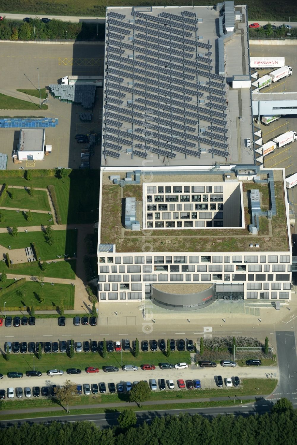 Burgwedel from above - Building complex and grounds of the Dirk Rossmann GmbH in Burgwedel in the state of Lower Saxony. The compound includes a logistics centre and the company headquarters and administrative offices of Rossmann