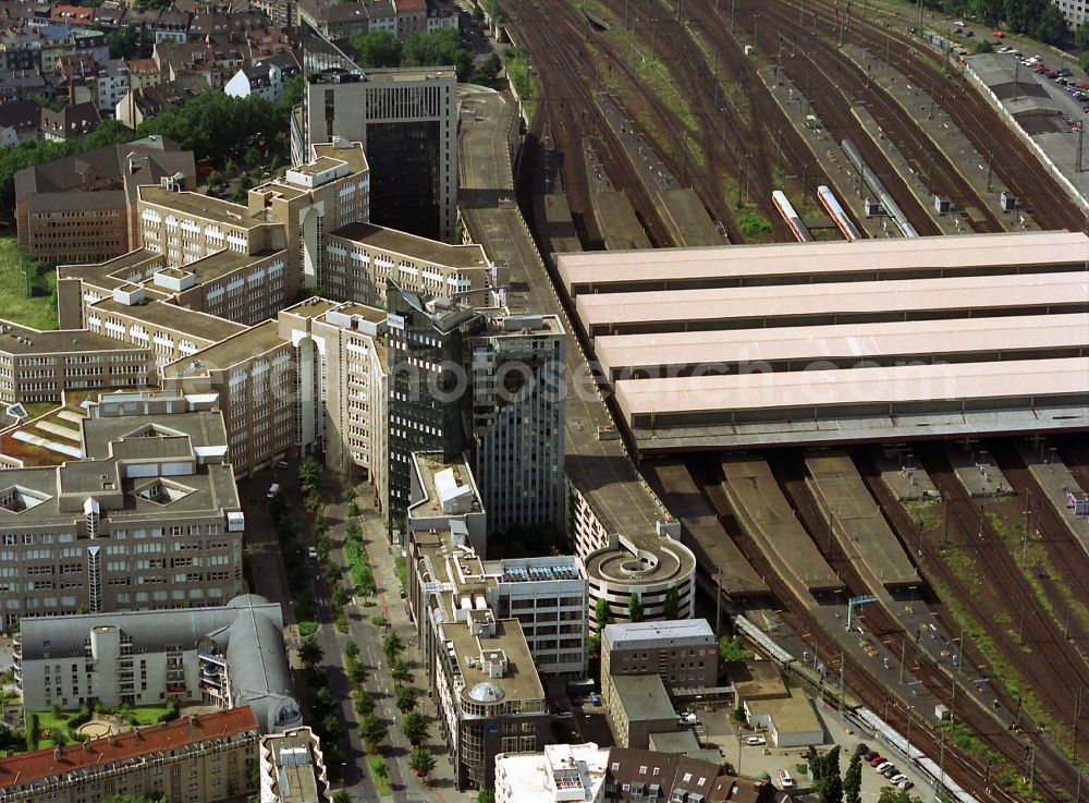 Düsseldorf from the bird's eye view: Site at Düsseldorf Central Deutsche Bahn on Oberbilker center in Dusseldorf in North Rhine-Westphalia