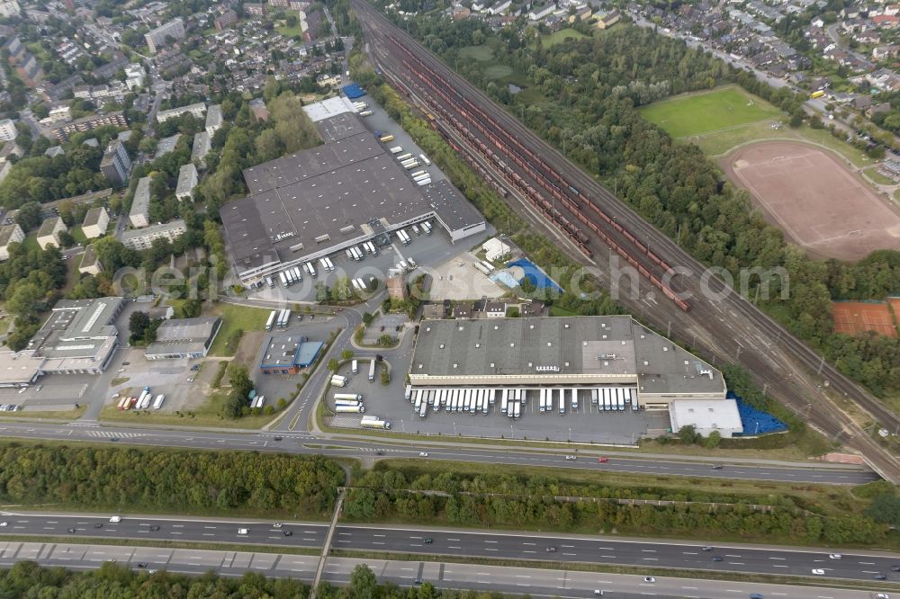 Moers from the bird's eye view: Area from EDEKA Rhein Rhur near Moers in the Rhur area at the Niederrhein in North Rhine-Westfalia