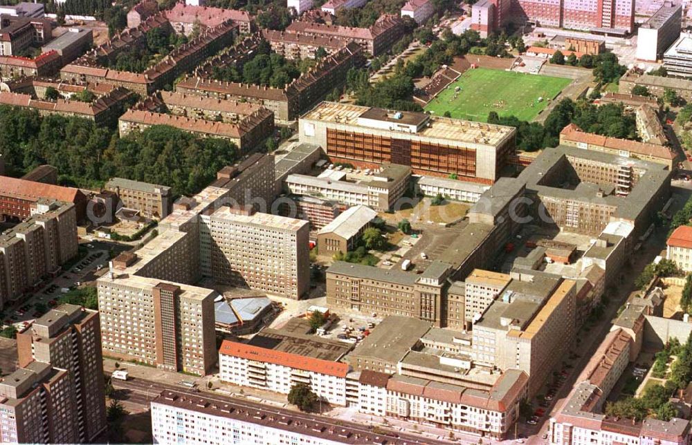 Berlin / Lichtenberg from above - Gelände des ehem. MfS an der Normannenstraße / Frankfurter Allee mit dem Hans-Zoschke-Stadion (ehem. Dynamo Berlin)