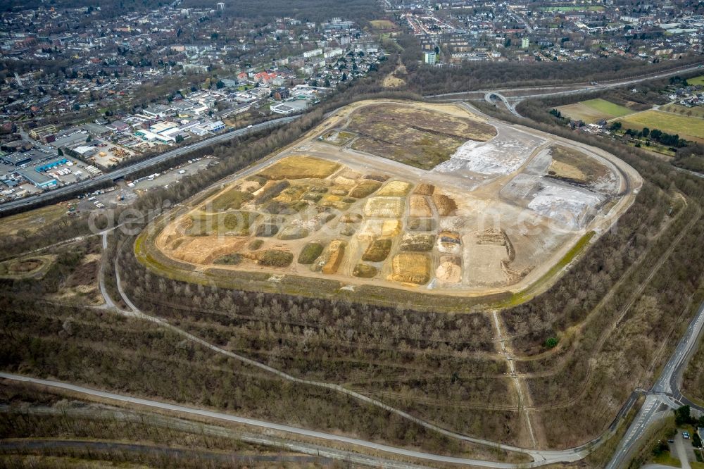 Aerial image Dinslaken - Reclamation site of the former mining dump on Brinkstrasse in Dinslaken in the state North Rhine-Westphalia, Germany