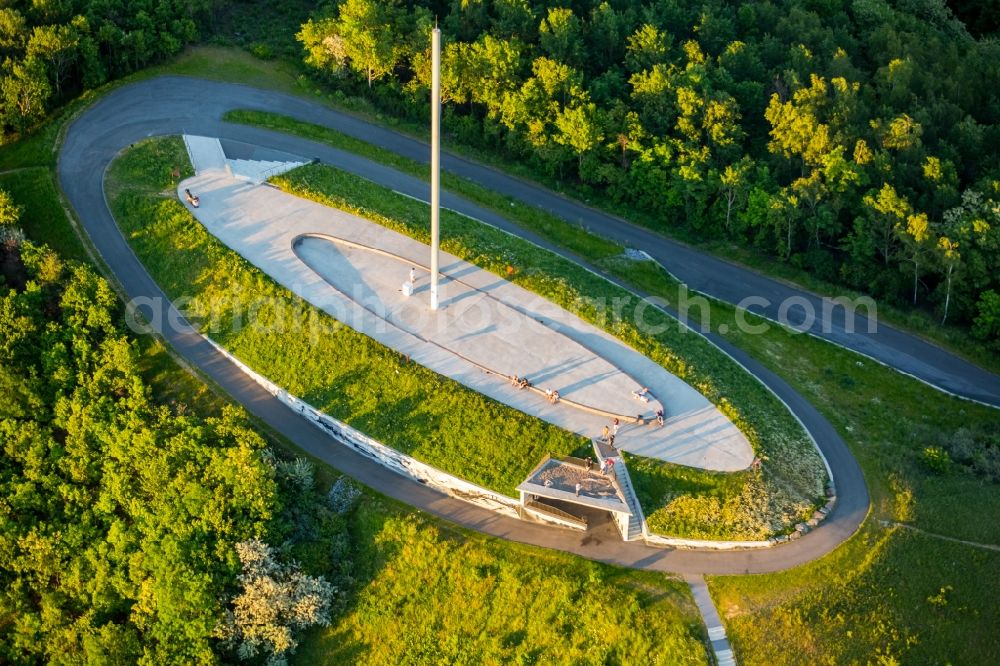 Bergkamen from the bird's eye view: Reclamation site of the former mining dump Halde Grosses Holz in Bergkamen in the state North Rhine-Westphalia, Germany