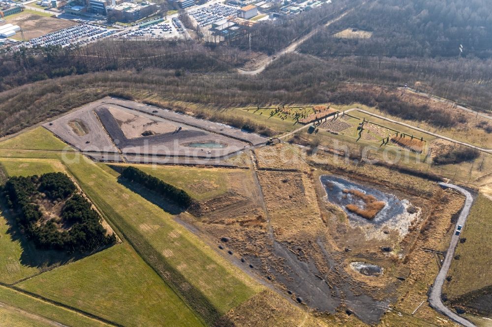 Aerial photograph Bergkamen - Reclamation site of the former mining dump Halde Grosses Holz in Bergkamen in the state North Rhine-Westphalia, Germany