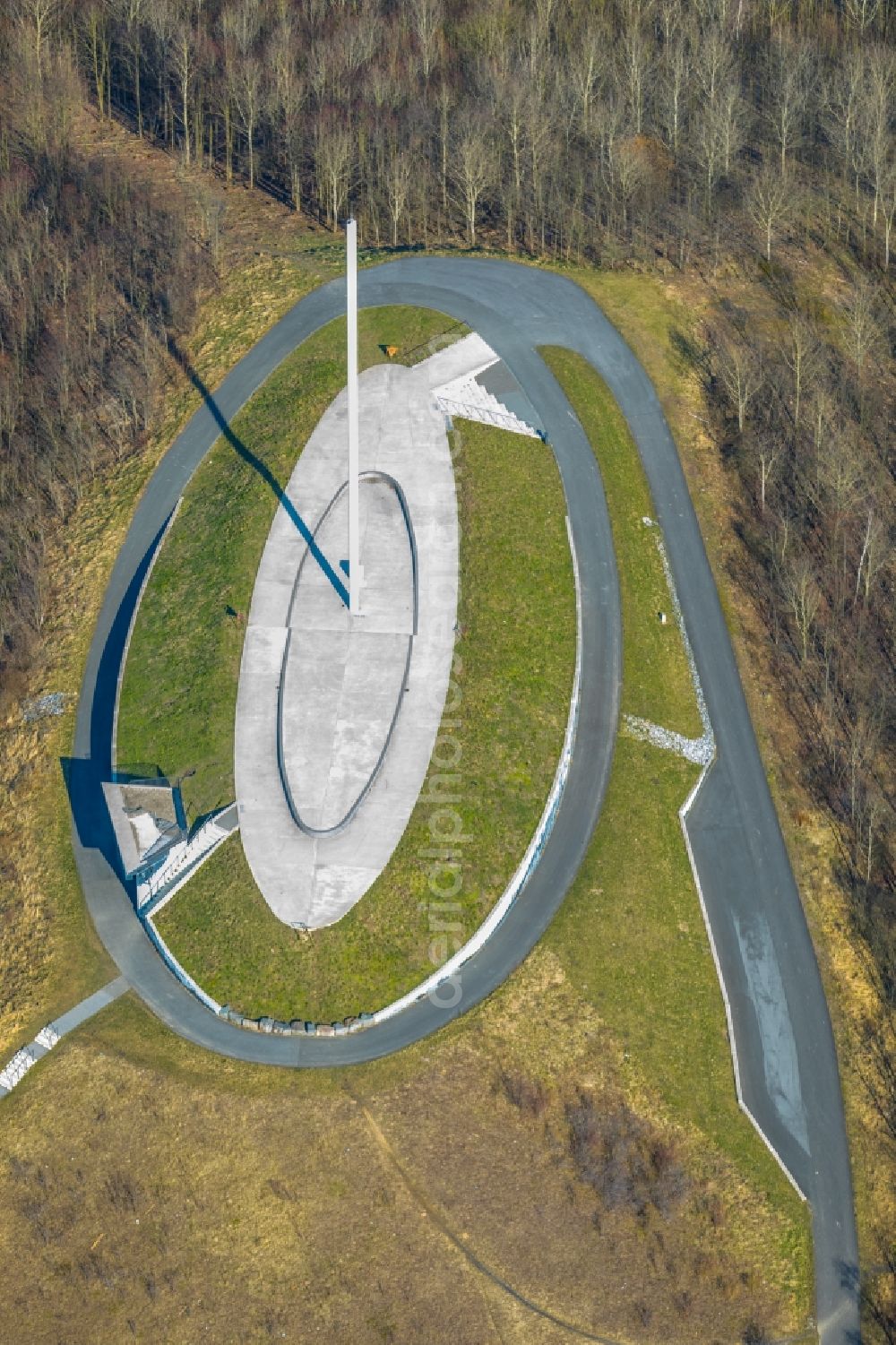 Aerial image Bergkamen - Reclamation site of the former mining dump Halde Grosses Holz in Bergkamen in the state North Rhine-Westphalia, Germany