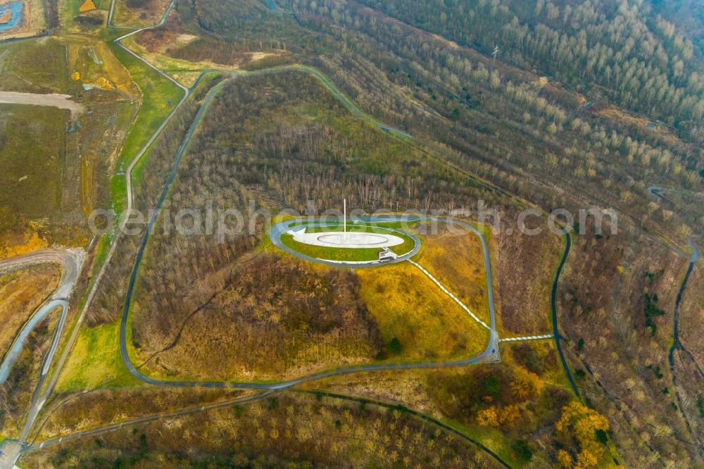 Aerial photograph Bergkamen - Reclamation site of the former mining dump Halde Grosses Holz in Bergkamen in the state North Rhine-Westphalia, Germany