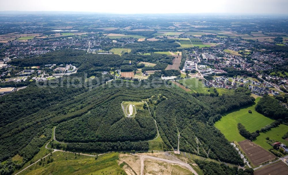 Aerial image Bergkamen - Reclamation site of the former mining dump Halde Grosses Holz in Bergkamen in the state North Rhine-Westphalia, Germany