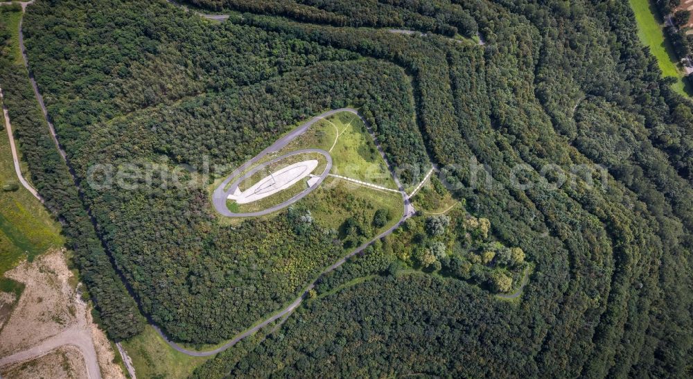 Bergkamen from above - Reclamation site of the former mining dump Halde Grosses Holz in Bergkamen in the state North Rhine-Westphalia, Germany