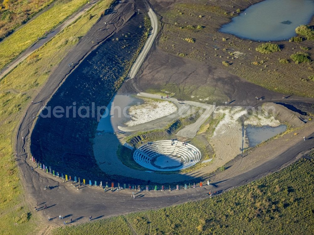 Aerial photograph Bottrop - Reclamation site of the former mining dump Haniel in Bottrop in the state North Rhine-Westphalia