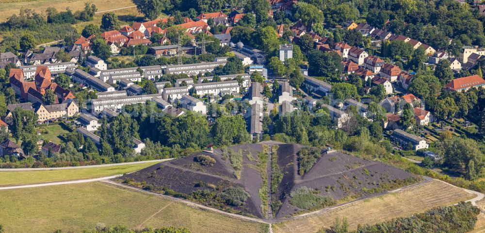 Aerial image Gelsenkirchen - reclamation site of the former mining dump Rungenberghalde in the district Buer in Gelsenkirchen at Ruhrgebiet in the state North Rhine-Westphalia, Germany