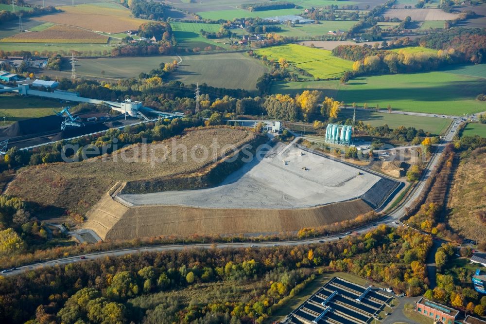 Aerial image Werner - Reclamation site of the former mining dump of RWE Power AG Kraftwerk Gersteinwerk in Werner in the state North Rhine-Westphalia