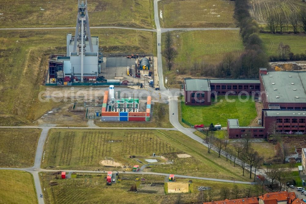 Aerial photograph Gelsenkirchen - Reclamation site of the former mining dump Zeche Hugo Schacht 2 in the district Buer in Gelsenkirchen in the state North Rhine-Westphalia, Germany