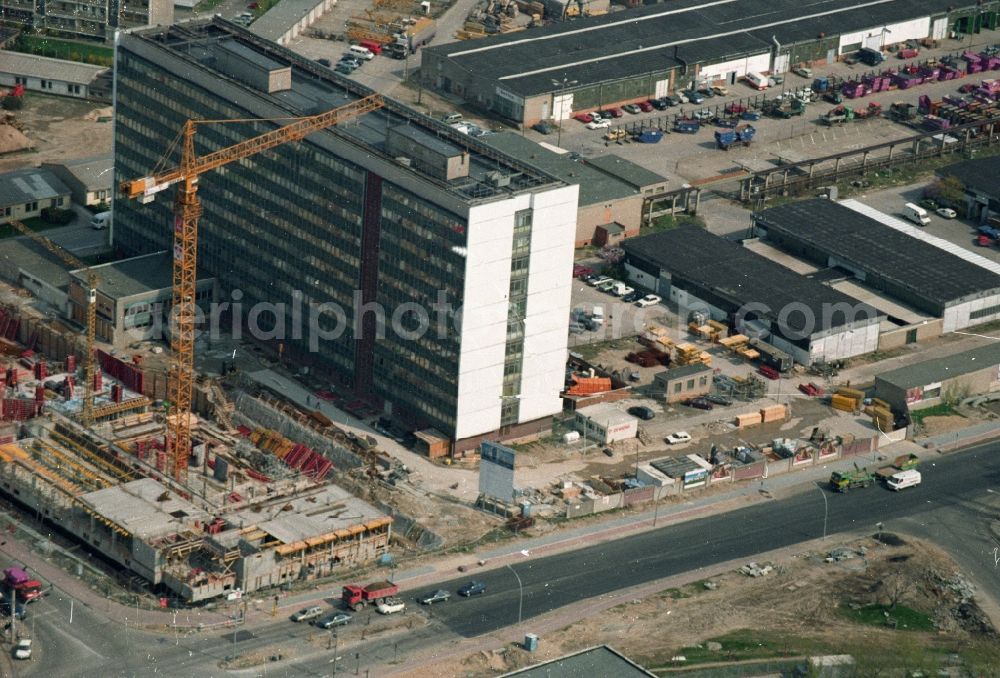 Berlin Hohenschönhausen from above - Site of the former GDR high-rise SHB Special building construction business Company in Berlin Hohenschonhausen