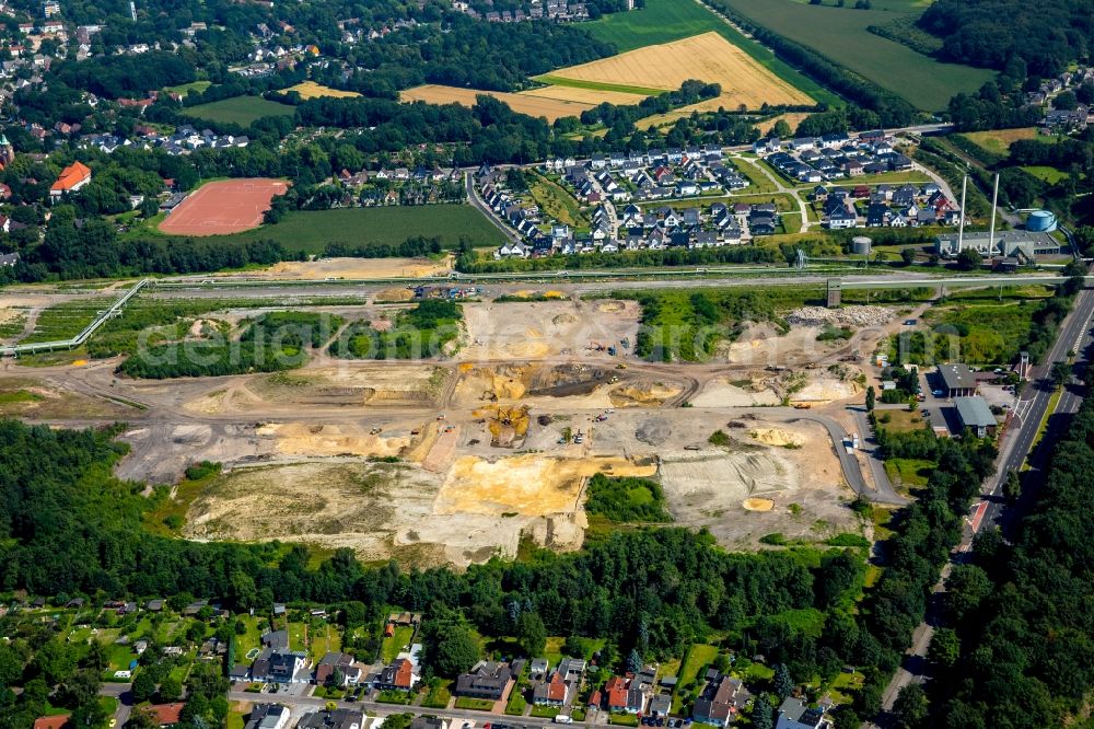 Aerial photograph Gelsenkirchen - Reclamation site of the former coking plant Hassel in Gelsenkirchen in North Rhine-Westphalia. Here the Stadtteilpark Hassel created after plans of the city of Gelsenkirchen, Ruhr Oel GmbH and RAG Montan Immobilien GmbH