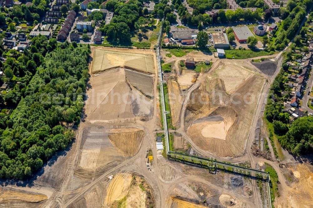 Aerial photograph Gelsenkirchen - Reclamation site of the former coking plant Hassel in Gelsenkirchen in North Rhine-Westphalia. Here the Stadtteilpark Hassel created after plans of the city of Gelsenkirchen, Ruhr Oel GmbH and RAG Montan Immobilien GmbH