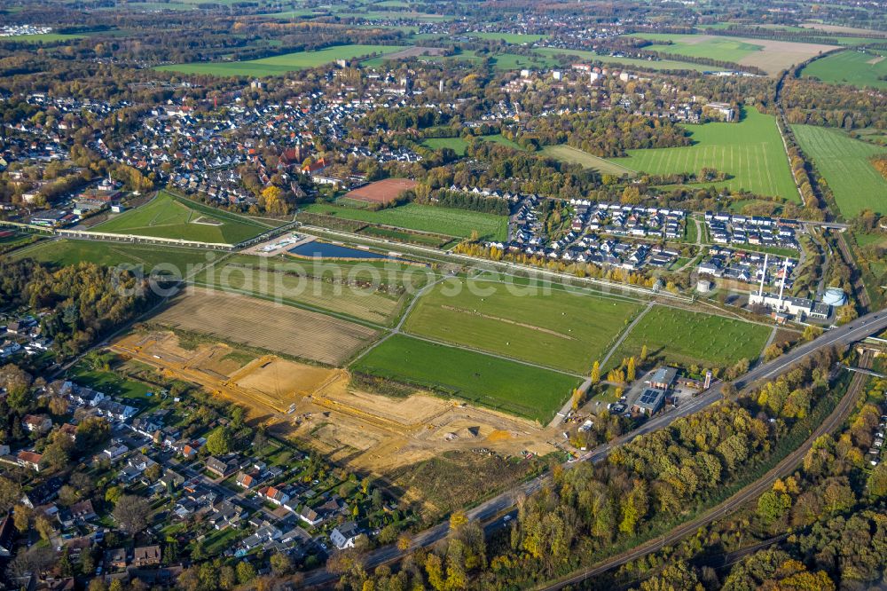 Gelsenkirchen from the bird's eye view: Reclamation site of the former coking plant Hassel in Gelsenkirchen in North Rhine-Westphalia. Here the Stadtteilpark Hassel created after plans of the city of Gelsenkirchen, Ruhr Oel GmbH and RAG Montan Immobilien GmbH