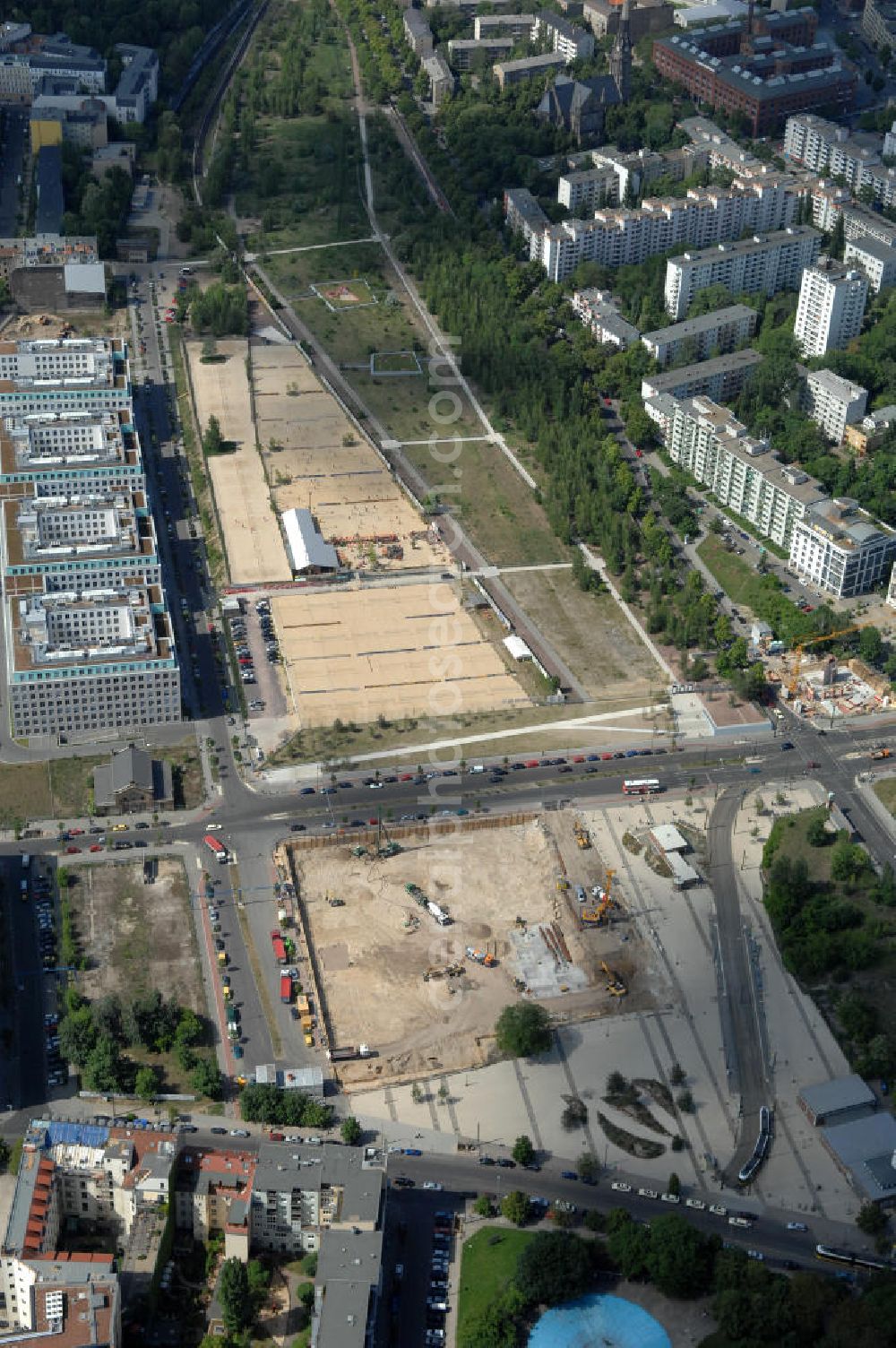 Berlin from above - Blick auf das Gelände des ehemaligen Nordbahnhof in Berlin Mitte