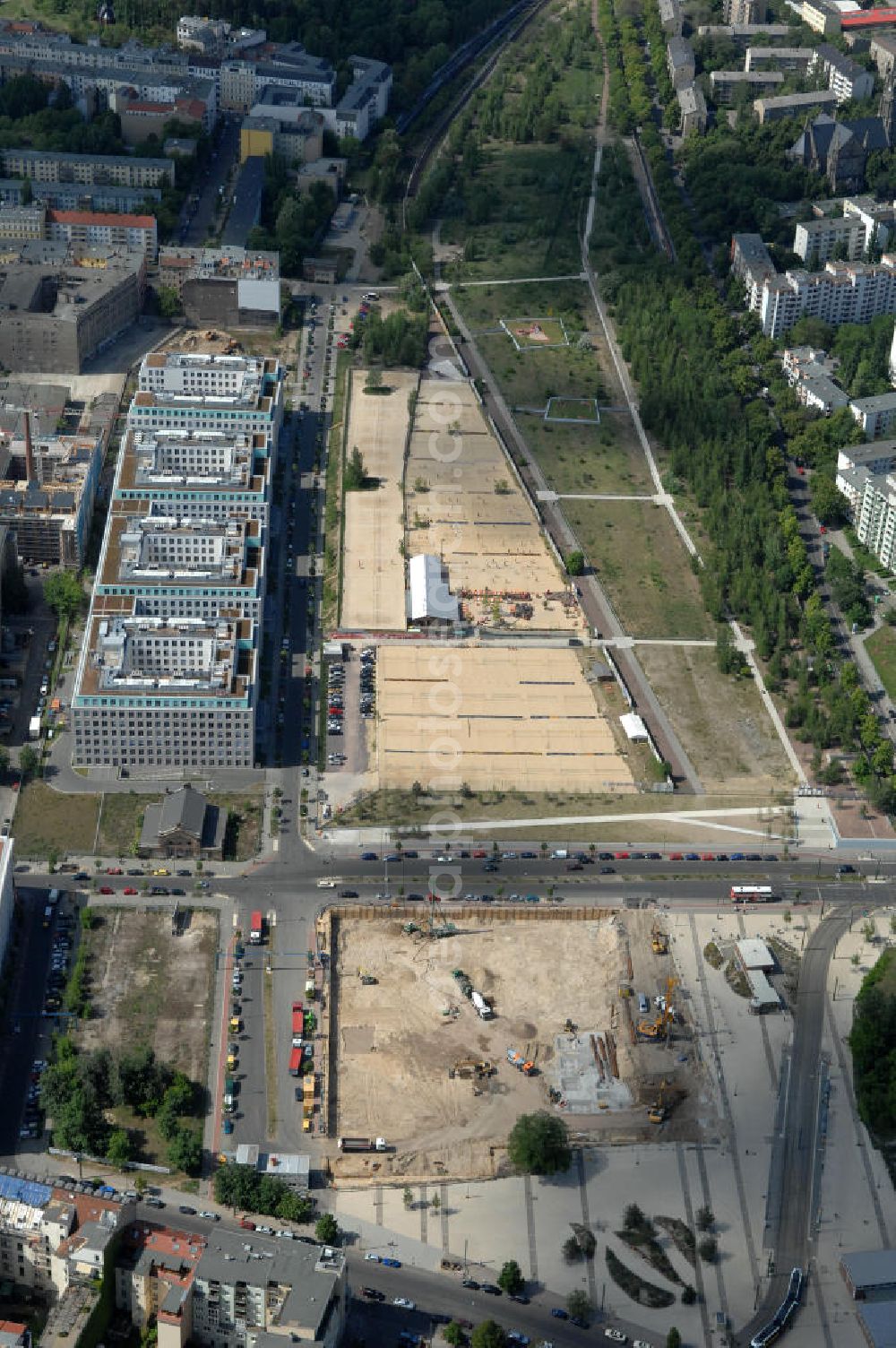 Berlin from the bird's eye view: Blick auf das Gelände des ehemaligen Nordbahnhof in Berlin Mitte