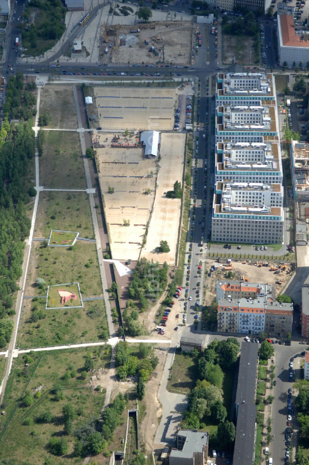 Aerial image Berlin - Blick auf das Gelände des ehemaligen Nordbahnhof in Berlin Mitte