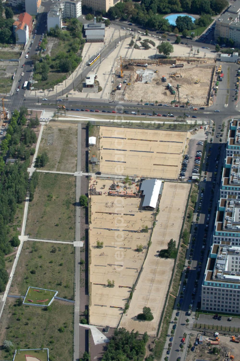 Aerial image Berlin - Blick auf das Gelände des ehemaligen Nordbahnhof in Berlin Mitte