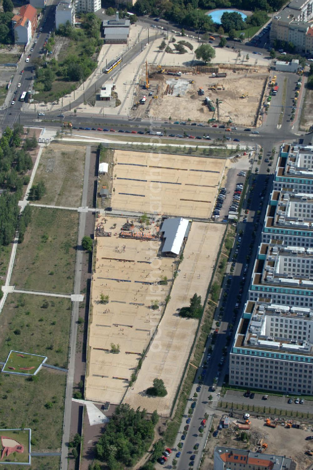 Aerial photograph Berlin - Blick auf das Gelände des ehemaligen Nordbahnhof in Berlin Mitte