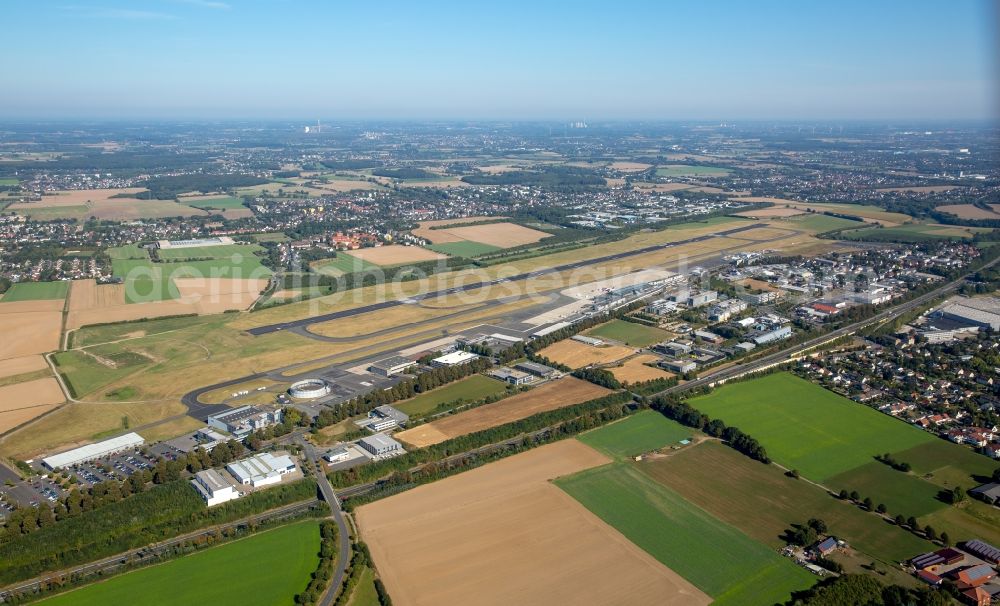 Aerial image Dortmund - Runway with hangar taxiways and terminals on the grounds of the airport Dortmund in Dortmund in the state North Rhine-Westphalia