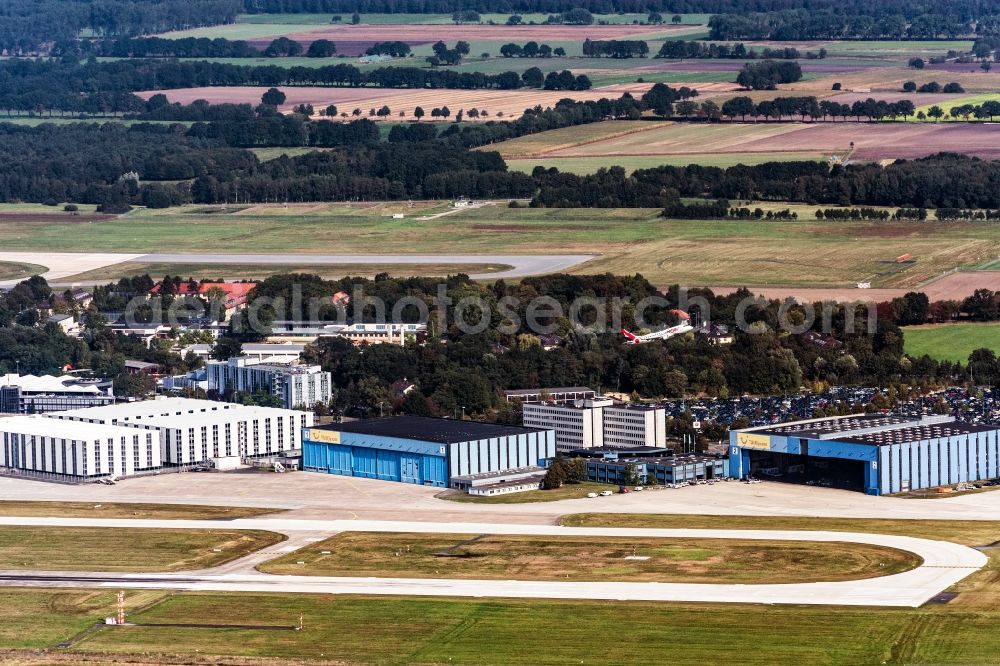 Aerial photograph Langenhagen - Runway on the grounds of the airport Hannover Langenhagen in the state Lower Saxony