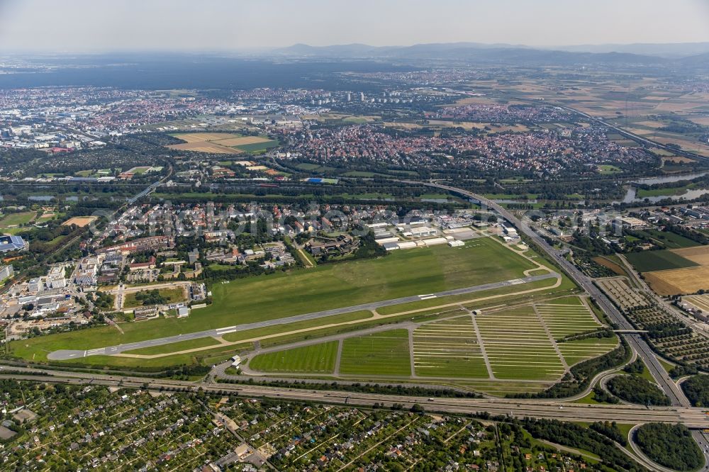 Aerial image Mannheim - Runway with hangar taxiways and terminals on the grounds of the airport in Mannheim in the state Baden-Wuerttemberg