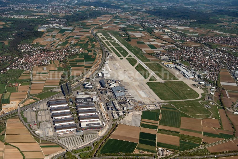 Aerial photograph Filderstadt - Runway with hangar taxiways and terminals on the grounds of the airport in Stuttgart in the state Baden-Wuerttemberg, Germany