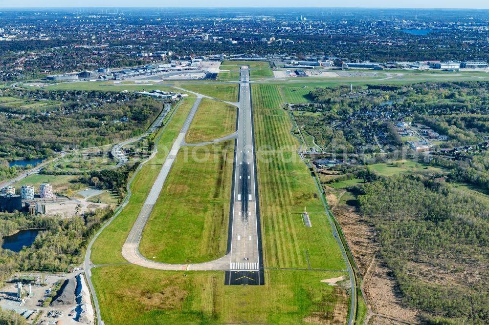 Aerial image Hamburg - Runway north with taxiway on the grounds of the airport in the district of Fuhlsbuettel in Hamburg, Germany