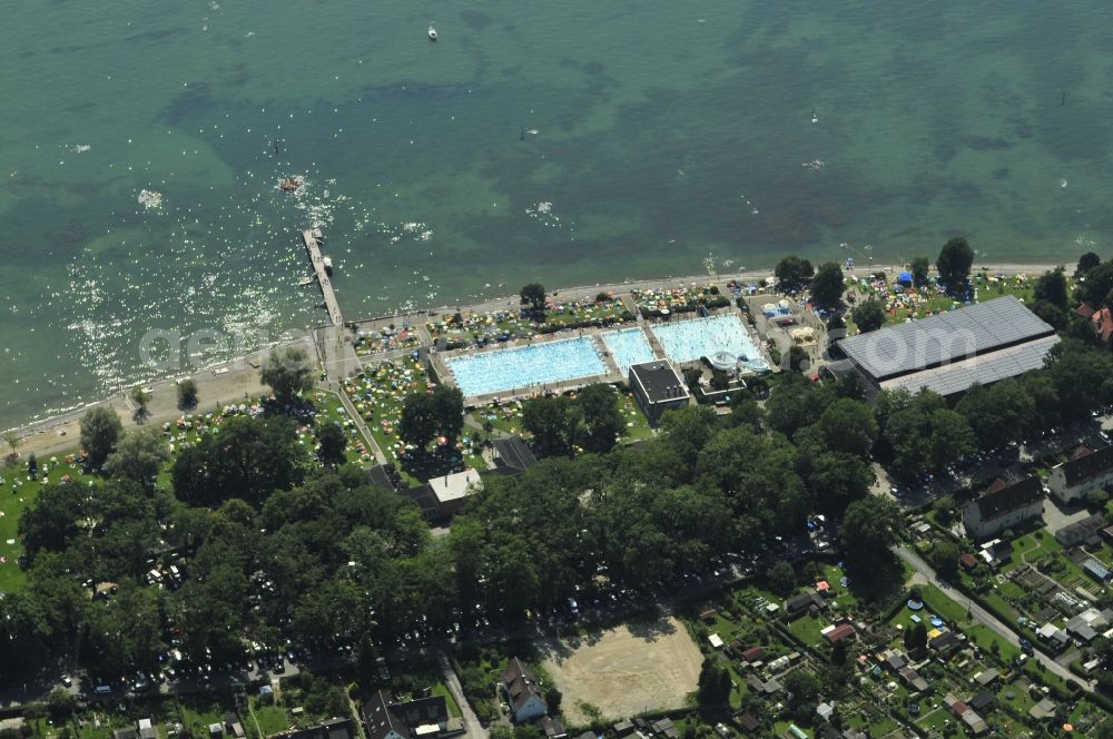 Aerial photograph Bregenz - Grounds of the swimming pool at Lake Bodensee in Bregenz, Austria