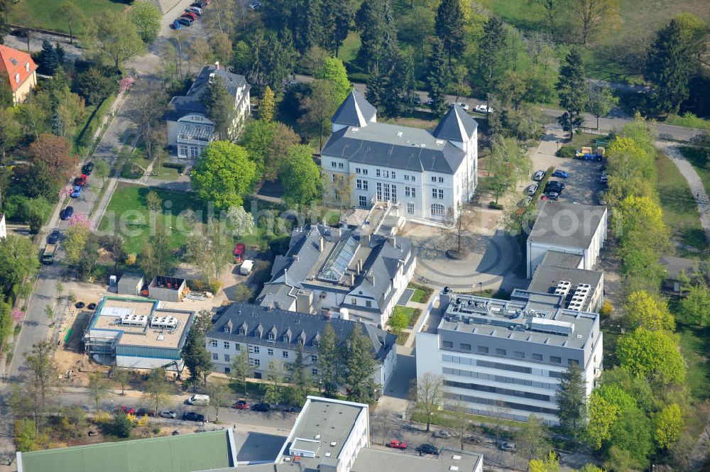 Berlin-Dahlem from above - Gelände des Fritz-Haber-Institut der Max-Planck-Gesellschaft in Berlin - Dahlem am Faradayweg 4 - 6 in 14195 Berlin. Area of the Fritz-Haber-Institut der Max-Planck-Gesellschaft in Berlin - Dahlem.