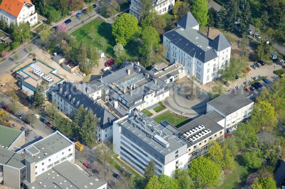 Aerial photograph Berlin-Dahlem - Gelände des Fritz-Haber-Institut der Max-Planck-Gesellschaft in Berlin - Dahlem am Faradayweg 4 - 6 in 14195 Berlin. Area of the Fritz-Haber-Institut der Max-Planck-Gesellschaft in Berlin - Dahlem.