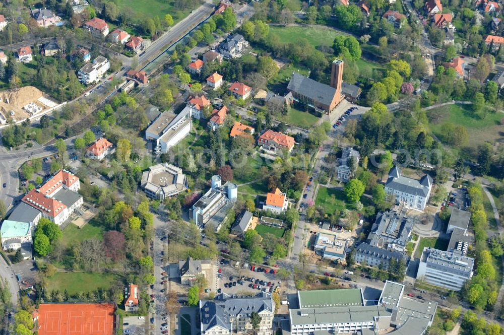 Aerial photograph Berlin-Dahlem - Gelände des Fritz-Haber-Institut der Max-Planck-Gesellschaft in Berlin - Dahlem am Faradayweg 4 - 6 in 14195 Berlin. Area of the Fritz-Haber-Institut der Max-Planck-Gesellschaft in Berlin - Dahlem.