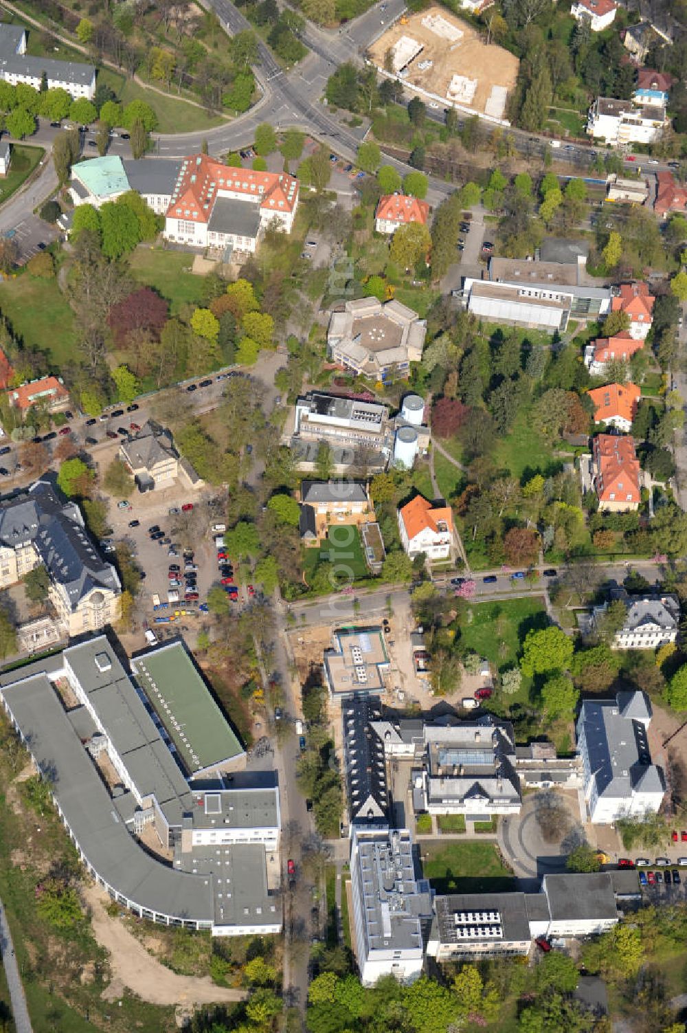 Aerial image Berlin-Dahlem - Gelände des Fritz-Haber-Institut der Max-Planck-Gesellschaft in Berlin - Dahlem am Faradayweg 4 - 6 in 14195 Berlin. Area of the Fritz-Haber-Institut der Max-Planck-Gesellschaft in Berlin - Dahlem.