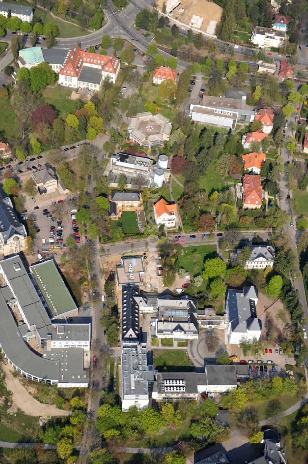 Aerial photograph Berlin-Dahlem - Gelände des Fritz-Haber-Institut der Max-Planck-Gesellschaft in Berlin - Dahlem am Faradayweg 4 - 6 in 14195 Berlin. Area of the Fritz-Haber-Institut der Max-Planck-Gesellschaft in Berlin - Dahlem.