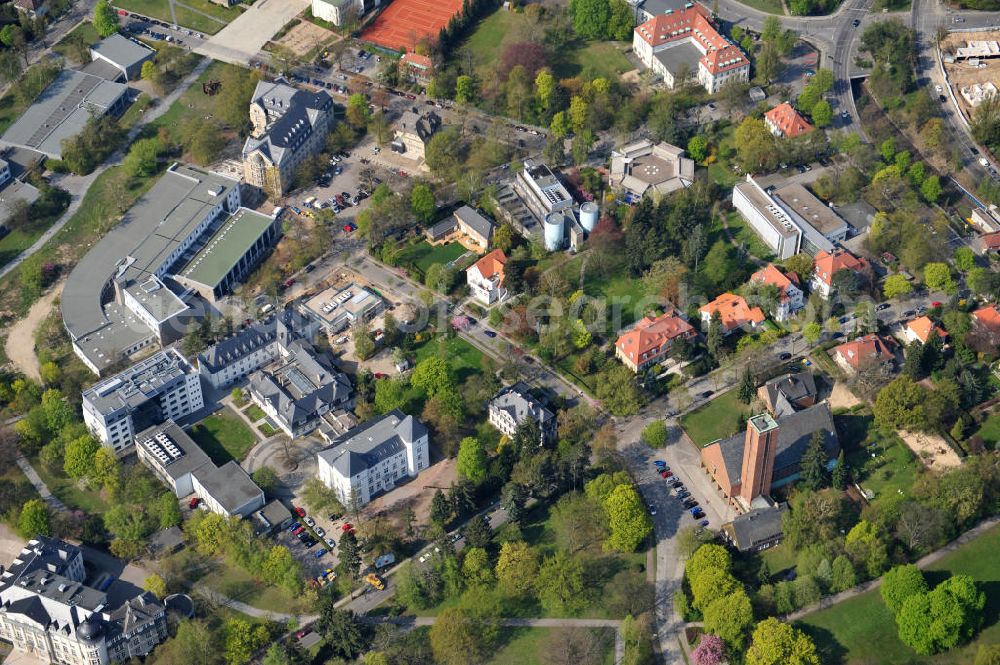 Berlin-Dahlem from the bird's eye view: Gelände des Fritz-Haber-Institut der Max-Planck-Gesellschaft in Berlin - Dahlem am Faradayweg 4 - 6 in 14195 Berlin. Area of the Fritz-Haber-Institut der Max-Planck-Gesellschaft in Berlin - Dahlem.