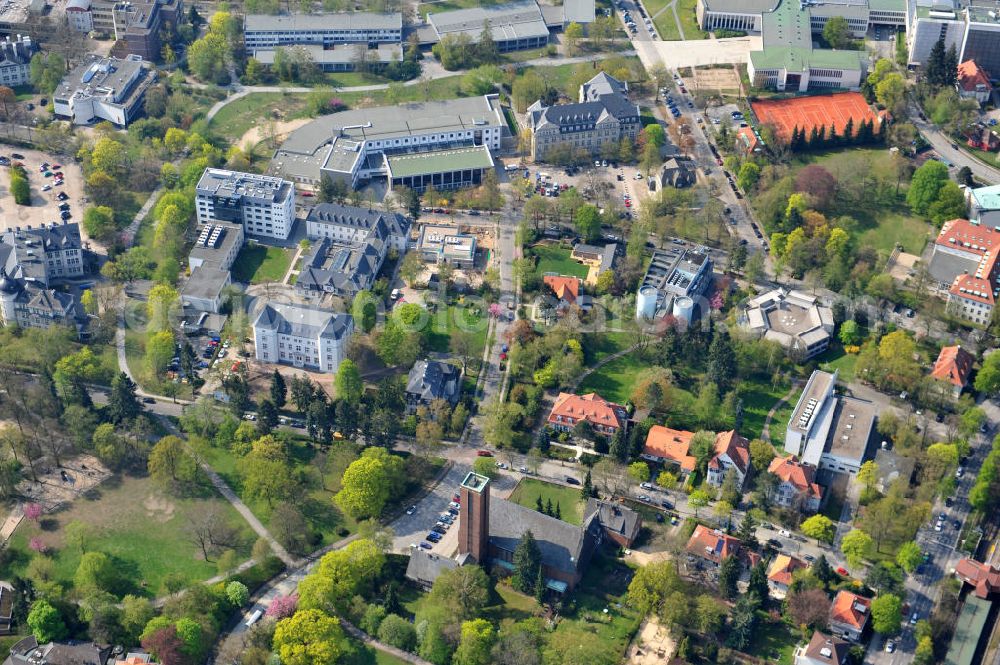 Aerial image Berlin-Dahlem - Gelände des Fritz-Haber-Institut der Max-Planck-Gesellschaft in Berlin - Dahlem am Faradayweg 4 - 6 in 14195 Berlin. Area of the Fritz-Haber-Institut der Max-Planck-Gesellschaft in Berlin - Dahlem.