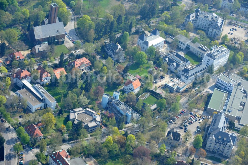 Berlin-Dahlem from above - Gelände des Fritz-Haber-Institut der Max-Planck-Gesellschaft in Berlin - Dahlem am Faradayweg 4 - 6 in 14195 Berlin. Area of the Fritz-Haber-Institut der Max-Planck-Gesellschaft in Berlin - Dahlem.