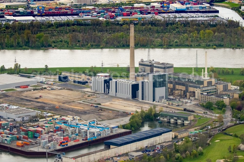 Düsseldorf from above - Site of the gas and steam turbine power station Auf der Lausward at the premises of Duesseldorfer Container Hafen DCH in the South of Duesseldorf in the state of North Rhine-Westphalia