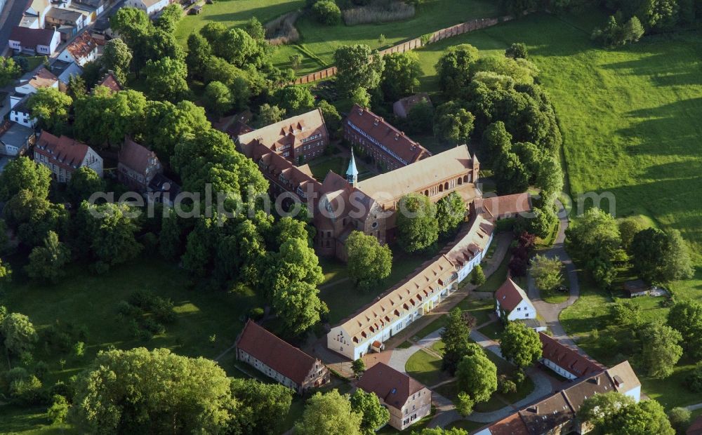 Aerial photograph Lehnin - Grounds and buildings of the monastery Lehnin in Brandenburg