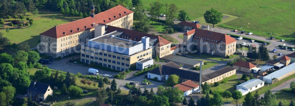 Wriezen from above - Terrain with buildings of the hospital Maerkisch-oderland in Wriezen in Brandenburg