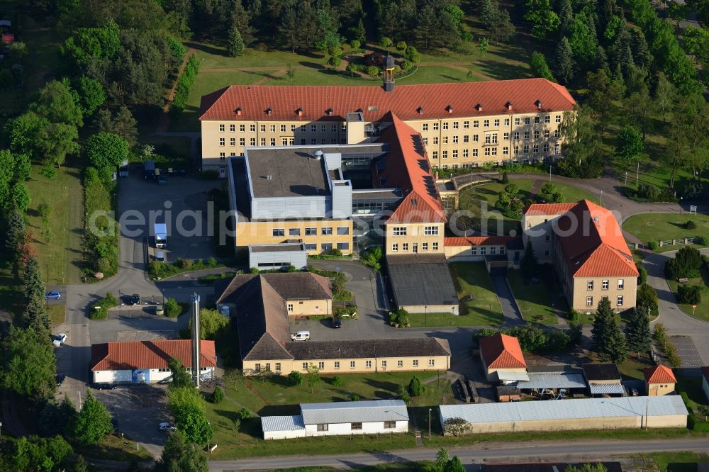 Wriezen from above - Terrain with buildings of the hospital Maerkisch-oderland in Wriezen in Brandenburg