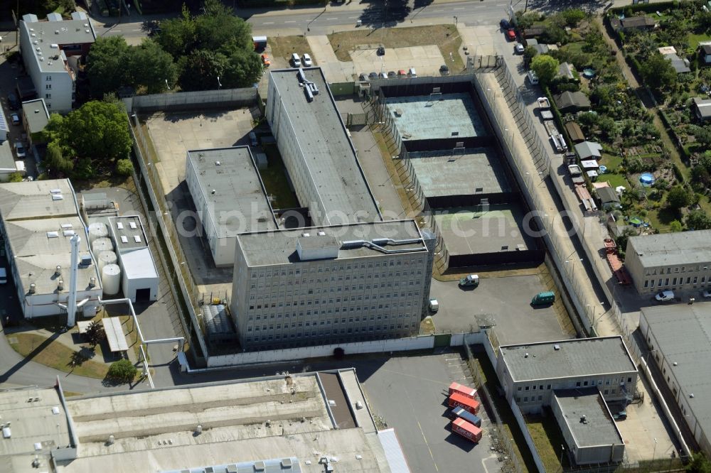 Berlin from above - The prison grounds for deportation custody at the Gruenauerstrasse in the Koepenick area of Berlin