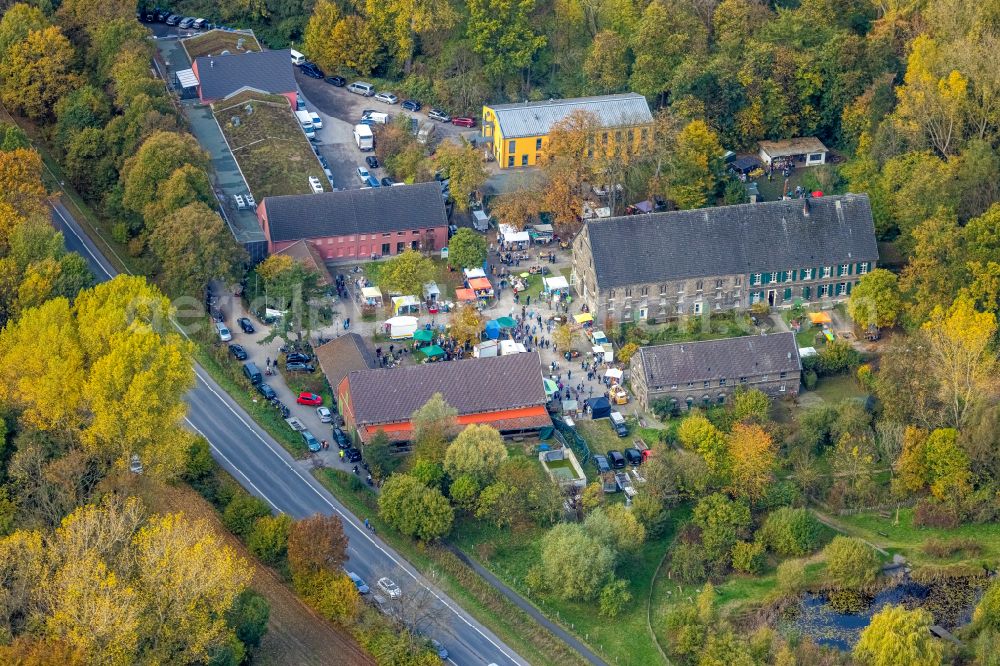 Bergkamen from the bird's eye view: Ground, administration and basis of the charitable organization Biologische Station Kreis Unna on street Westenhellweg in Bergkamen in the state North Rhine-Westphalia, Germany