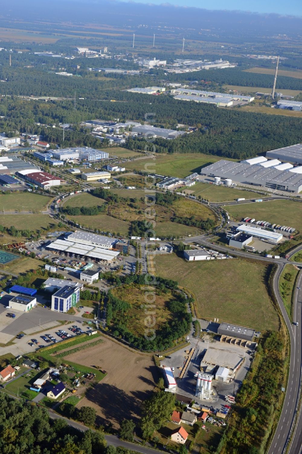 Ludwigsfelde from above - View at the site of the business park Preussenpark Ludwigsfelde in the federal state of Brandenburg. It is operarted by the EMG Projekt business park Ludwigsfelde / Löwenbruch Ltd