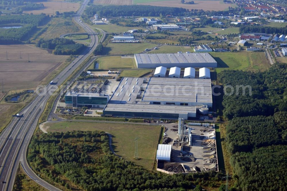 Ludwigsfelde from above - View at the site of the business park Brandenburg Park in Ludwigsfelde in the federal state of Brandenburg. It is operarted by the Brandenburg Park Immobilien GmbH