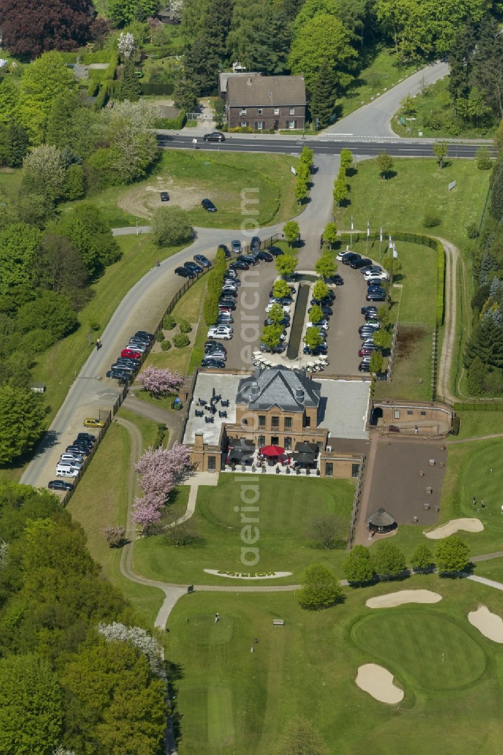 Düsseldorf OT Hubbelrath from the bird's eye view: Boundaries of the golf course of the Golf Club Hubbelrath in Dusseldorf in North Rhine-Westphalia