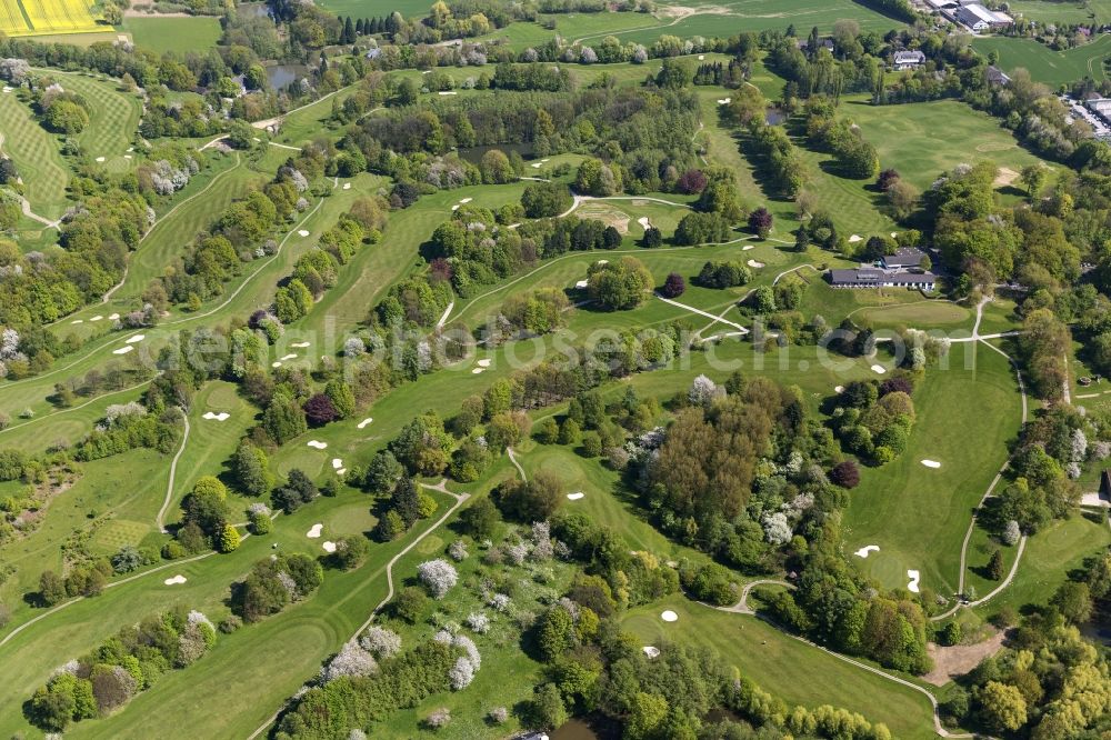 Aerial image Düsseldorf OT Hubbelrath - Boundaries of the golf course of the Golf Club Hubbelrath in Dusseldorf in North Rhine-Westphalia