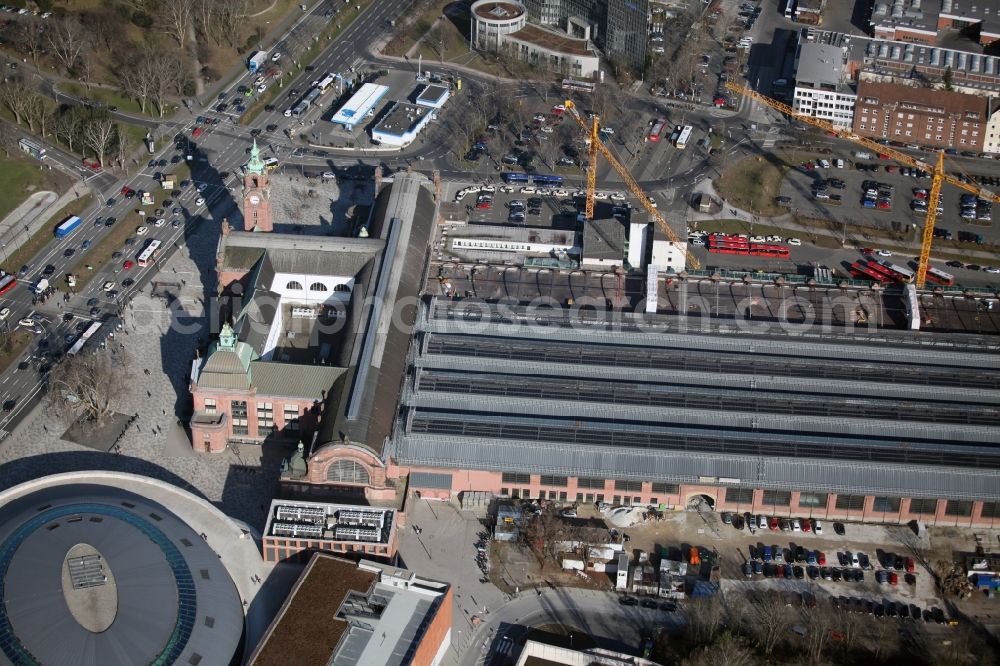 Aerial photograph Wiesbaden - Grounds at the main station of the Deutsche Bahn in Wiesbaden in Hesse